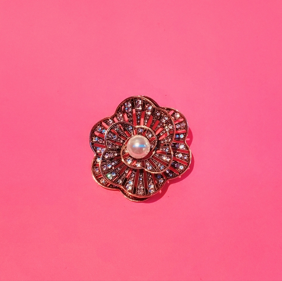 Vintage Napier signed Brooch. - Picture 2 of 6